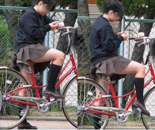 JKが座った自転車のサドルのぬくもりを感じたくなるエロ画像まとめ No.8