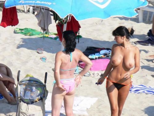 【画像】フリーダムエロなヌーディストビーチの全裸外国人が凄いw No.36