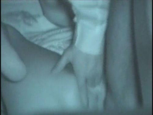 赤外線カメラでカップルの青姦セックスをこっそり盗撮したエロ画像 31枚 No.26