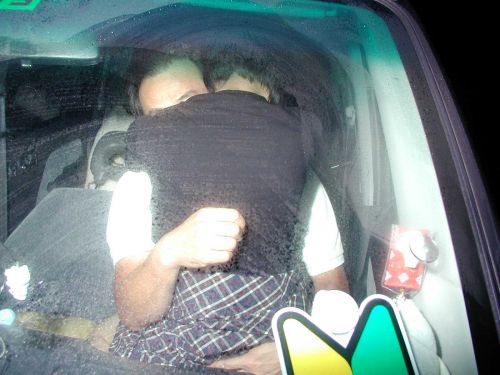 カーセックスで揺れまくる車内のカップルを激写盗撮したエロ画像 37枚 No.28